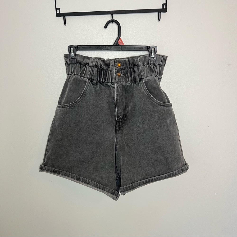 Velvet High-Waisted Charcoal‎ Shorts Medium